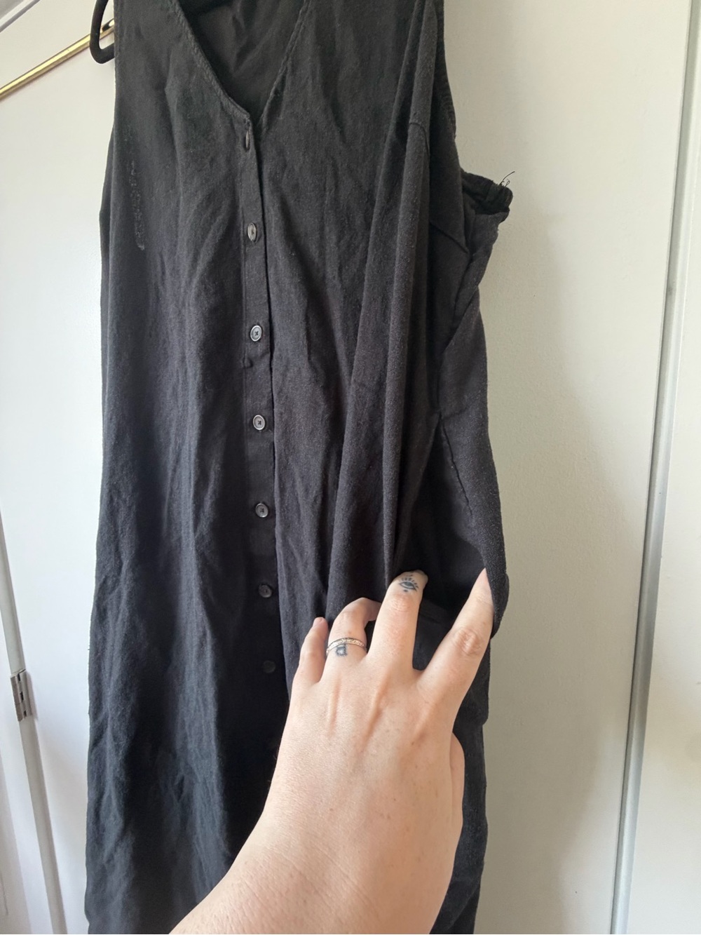 Old Navy Black Button-Front Linen Blend Midi Dress - Picture 3 of 4